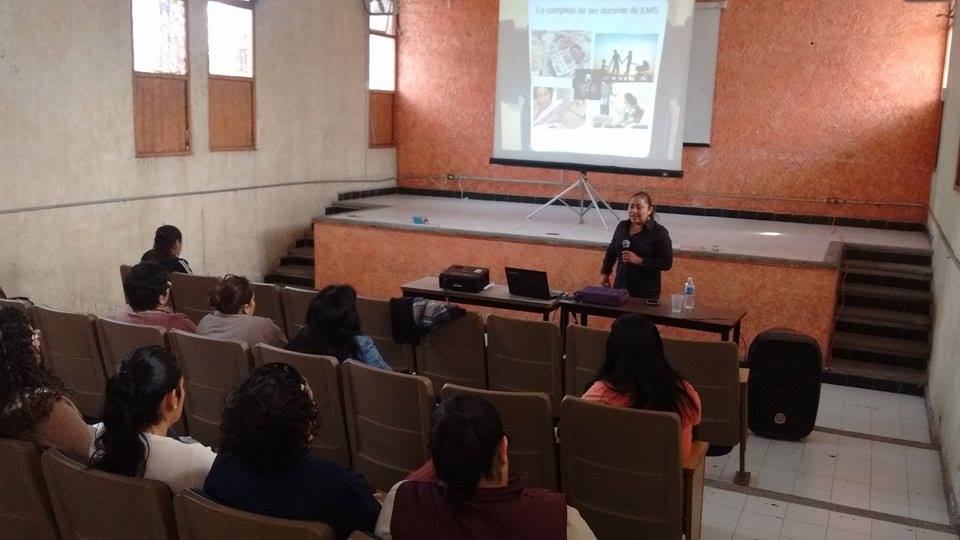 16295494_1869518576612322_1146279000_n